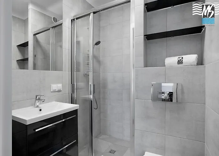 Ms Sky Tower X アパート